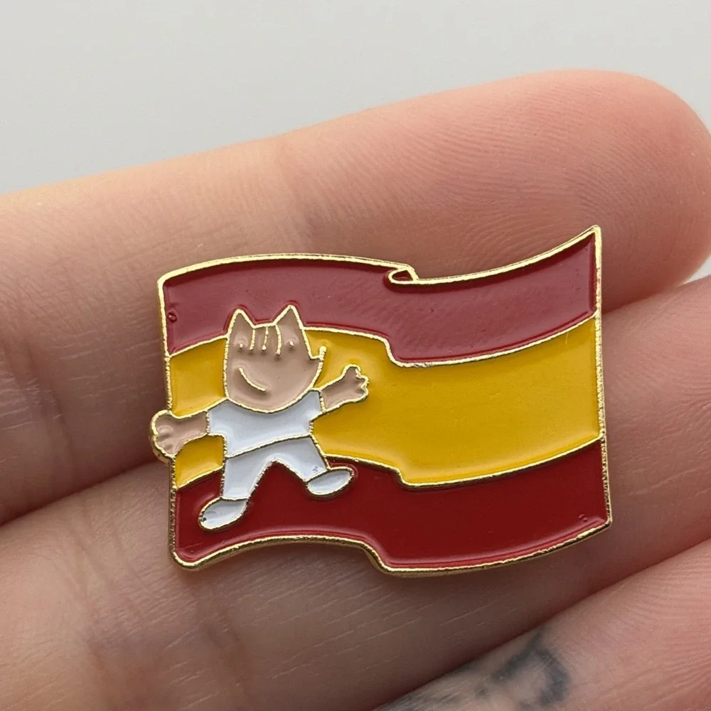 1992 Barcelona Summer‎ Olympics Cobi Mascot Spanish Flag Spain Lapel Hat Pin